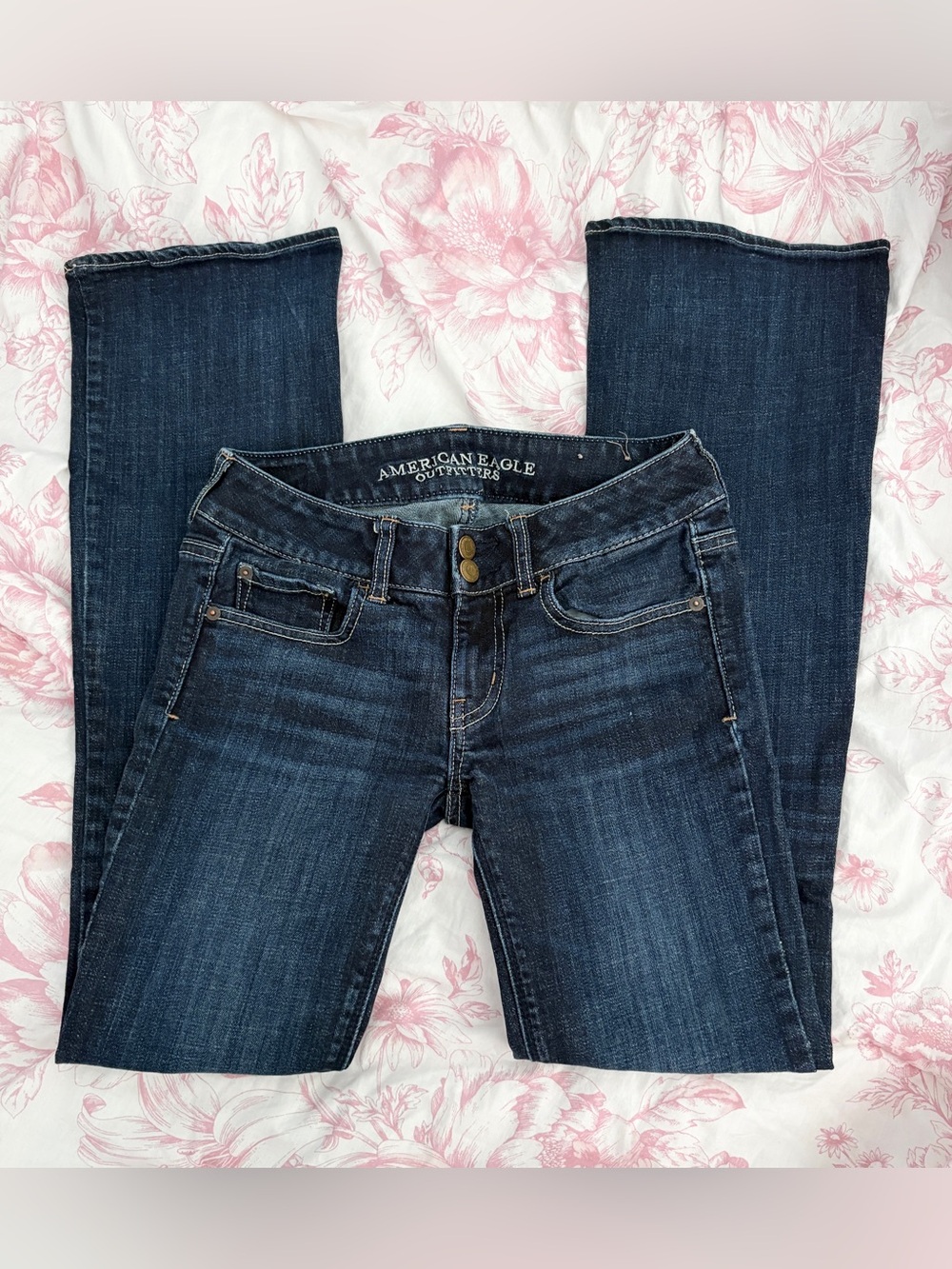American eagle low rise flare jeans size 2